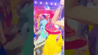 Dholida tharo dhol bhaje garba navratrispecial dance tranding viralvideo [upl. by Annayak795]