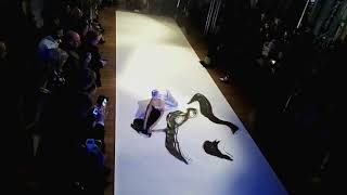 Kaixuan Feng en performance artistique [upl. by Gilud796]