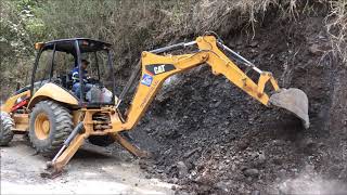 Desarrollo Vial Trabajando En La Carreterra PinalitoHenequen [upl. by Ulises]