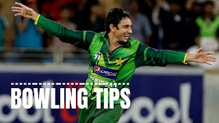 Bowling Tips by Saeed Ajmal [upl. by Tasia]