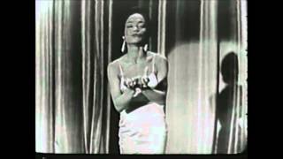 Eartha Kitt  A Turkish tale in TurkishUskudara Giderken 1953 [upl. by Florie]