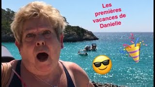 LES PREMIÈRES VACANCES DE DANIELLE [upl. by Babara]