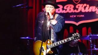 WHITFORD St HOLMES Sharpshooter LIVE Bb Kings NEW YORK November 18 2015 [upl. by Rolyks]