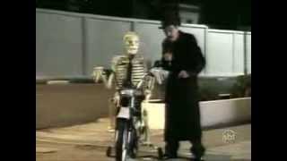 Skeleton on the motorcycle scares people Prank Brazilian [upl. by Bekha]