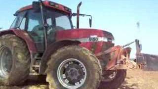 Case IH 5150  charrue Kuhn 5 corps [upl. by Chick178]