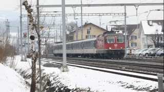 SBB RE 44 II mit EW I Wagen und einem BDt Steuerwagen in SempachNeuenkirch [upl. by Eillit]