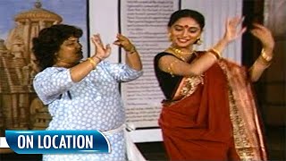 Madhuri Dixit And Saroj Khan Rehearsing On The Sets Of Sahibaan  Flashback Video [upl. by Darken]