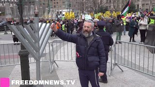 Man Lights Menorah as Hundreds ProPalestine Protesters Gathered  NYC [upl. by Nitin985]