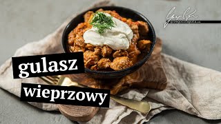 GULASZ WIEPRZOWY  PRZEPIS NA PYSZNY GULASZ [upl. by Levine768]