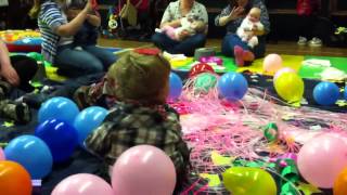 Singing the Goodbye song at Baby Sensory [upl. by Mireielle]