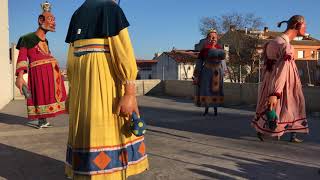 Ball dels gegants bojos del carnaval de Solsona [upl. by Bocock]