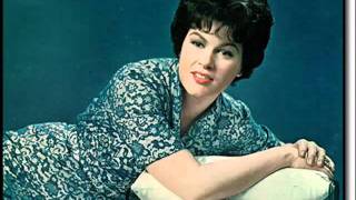 Patsy Cline  The Wayward Wind lyrics [upl. by Ruford771]