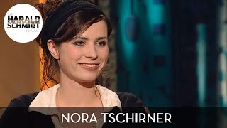 Nora Tschirner über Viren Schönheitsoperationen und Kreuzfahrten  Die Harald Schmidt Show ARD [upl. by Llekcor]