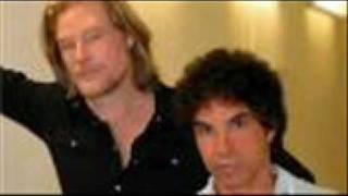 Daryl Hall amp John Oates  Give it Up Old Habits [upl. by Michaeline]