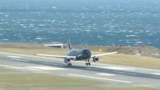 Extreme Airliner Landings At Wellington Long Version [upl. by Audy877]