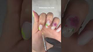 Idea de manicura para el verano de 2023 🌸🌼🌷 uñas neón y flores secas encapsuladas [upl. by Haimirej284]