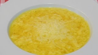 Receta fácil y rápida de sopa de huevo hilado [upl. by Eseuqram156]