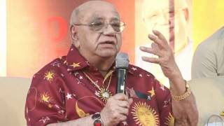 Watch eminent astrologer Shri Bejan Daruwalas kind words on Shri Narendra Modi [upl. by Rimma]