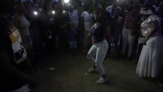 GARIFUNA HONDURAN GIRLS DOING HONDURAS GARIFUNA PUNTA DANCE IN THE PARK [upl. by Aleihs]