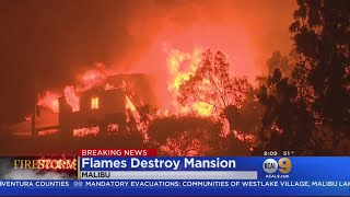 Woolsey Fire Doubles To 70000 Acres Destroys 150 Homes And Forces Evacuation Of 250000 [upl. by Kai]