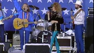 Willie Nelson Arlo Guthrie and Dottie West  The City of New Orleans Live at Farm Aid 1985 [upl. by Inan499]