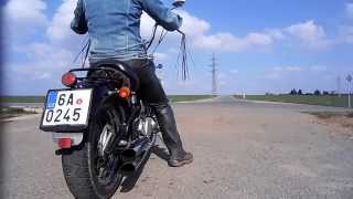 Yamaha Virago 125 straight exhaust sound [upl. by Aisetal]