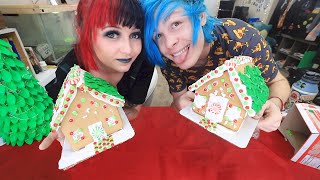 Building gingerbread houses with Robby  Christmas Craft Off [upl. by Atikal]