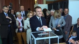 Présidentielle Macron a voté au Touquet [upl. by Yeclek]