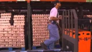 Vocollect Voice at Work  Case Pick Check Digit with Fork Lift at Giant Eagle [upl. by Alexandra13]