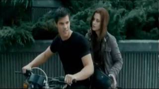 Eclipse Sneak Peek  MTV Movie Awards 2010 Exclusive Clip [upl. by Amre]