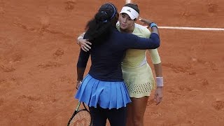 Serena Williams wins her 6th Wimbledon title The Crip Walk AT Wimbledon [upl. by Odlonra388]