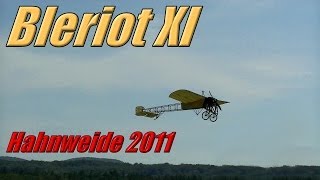 Ältestes Flugzeug auf der Hahnweide 2011  Bleriot XI quotLa Manchequot 1918  Motorgeräusch [upl. by Lonna104]