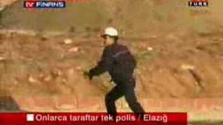 polis ve taraftar [upl. by Elawalo]