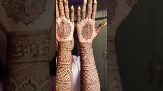 Mehandi lga k rkhna🥰🥰 love shortvideo viralshort [upl. by Kimble]