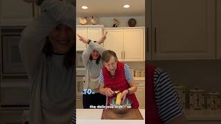 Jennifer Garner and Her Mom Demonstrate the ‘Grandmom Corn’ Recipe That Jennifer ‘Grew Up on’ [upl. by Lalo947]