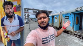 Kathgodam Shatabdi Express train 2 Ghante washroom mai band😀 [upl. by Odrareve]