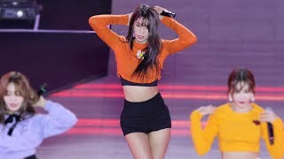 쓰러지기 직전까지 무대한 AOA 설현SeolHyun 사뿐사뿐 Like a Cat 181215 포트나이트오픈행사 4K 직캠 by 비몽 [upl. by Ehtnax]