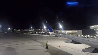 Full Flight  United Airlines 737900ER Houston to Los Angeles [upl. by Tnarg212]