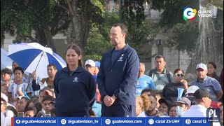 Celebración a los atletas olímpicos en la Plaza de la Constitución [upl. by Constancy]