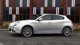 Essai Alfa Romeo Giulietta 2014 [upl. by Eddy]