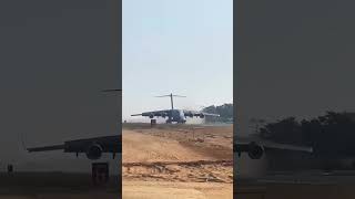 C17 globemaster landing Approach planeshorts c17globemaster viralvideo aviation usaf [upl. by Mallen]