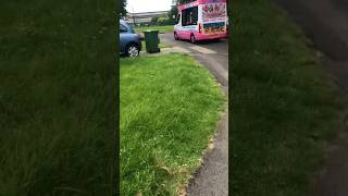 Sir Whippy ice cream van chimes Tonibell in Farnborough icecreamvan 🍦👑 [upl. by Einnoj]