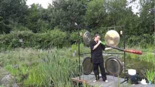 wunderbares Konzert in der Natur mit Didgeridoo Gong amp Indianer Flöte  Instrumente spielen lernen [upl. by Neidhardt]