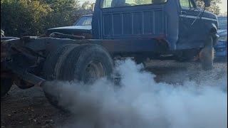 1994 F SuperDuty 73 IDI cold start [upl. by Vallonia]