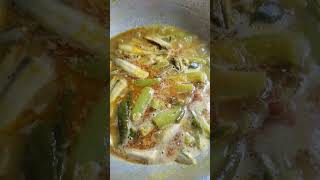 Lesser spiny eel and pointed gourd curry food viralfood eel pointedgourdrecipe spiny [upl. by Lithea36]