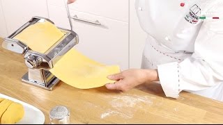 Pasta fresca fatta in casa con Marcato Atlas 150 Classic  Video tutorial [upl. by Nerok]