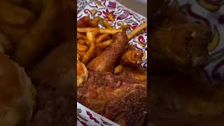 the best fried chicken in chicago [upl. by Zeret]