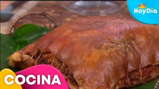 Lechona colombiana una crujiente experiencia culinaria  Hoy Día  Telemundo [upl. by Tnias367]