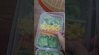 Food prep salad salad saladsayur makanandiet dietenak dietsantuy menudietsehat menudiet [upl. by Smiley]