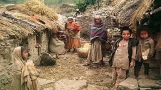 Life Of Poor People Of India Uttar Pradesh  Indian Village Life  Real Life India [upl. by Ttenyl]